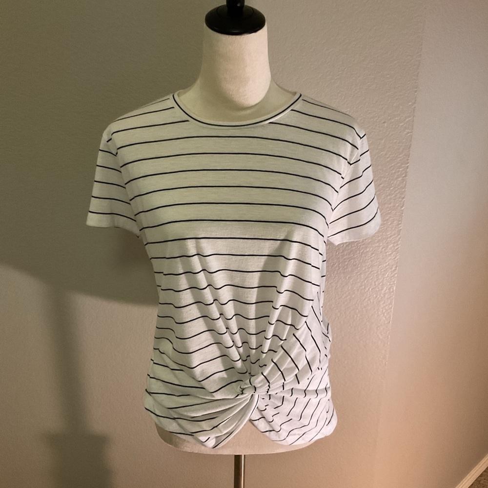 Club Monaco tee shirt white with black stripes size M